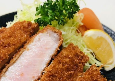 とんかつ割烹　やすいみ～とのメニュー1