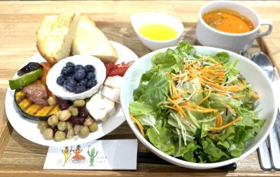 JIBAR CAFEのメニュー1